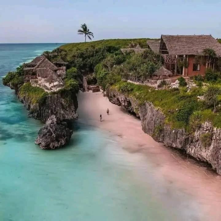 Mtende Beach Bungalow Ocean View Aparthotel Exterior photo