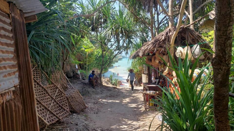 Mtende Beach Bungalow Ocean View Aparthotel Exterior photo